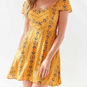 Urban Outfitters Yellow Mini Floral Sun Dress Size Small